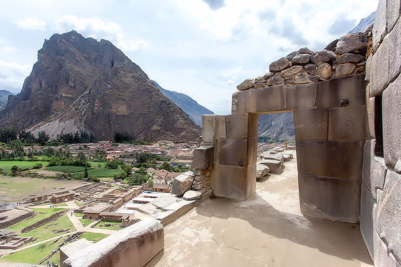 Private transfer Ollantaytambo ⇨ Cusco